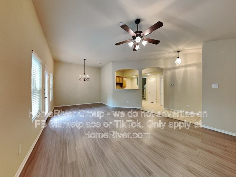 1127 Sophia St - Photo 2 of 30