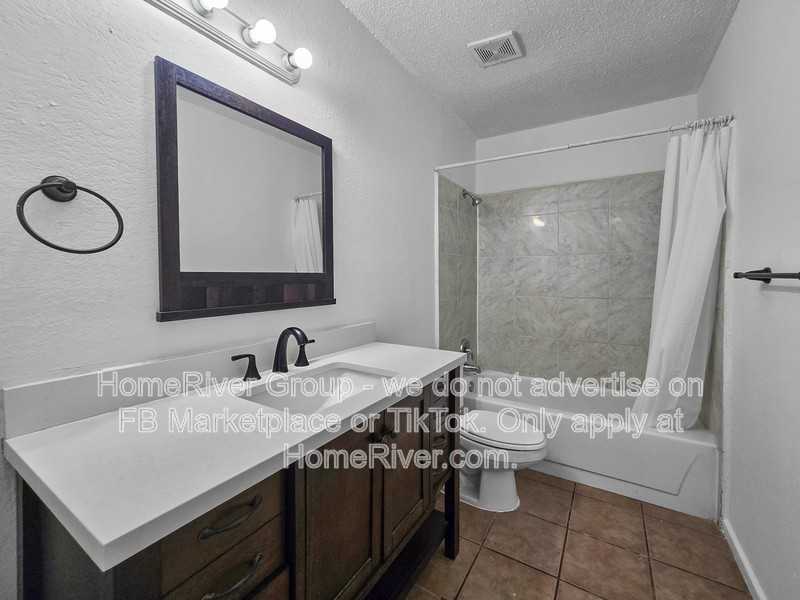 1306 Meriwether Ave - Photo 3 of 19