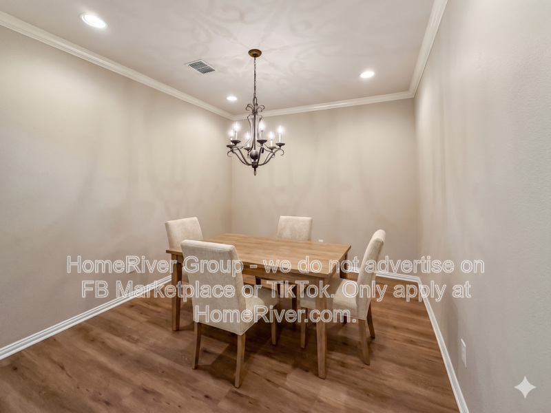 410 Marshall Way - Photo 2 of 27