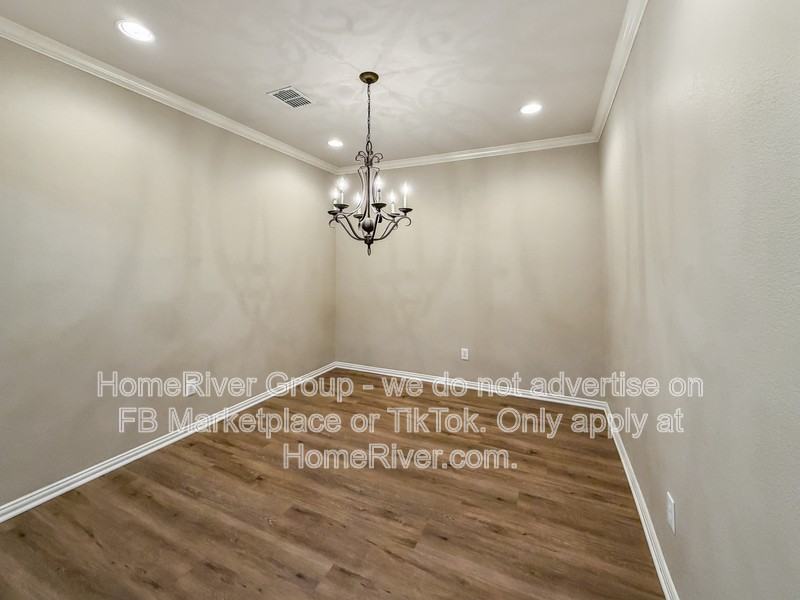 410 Marshall Way - Photo 7 of 27