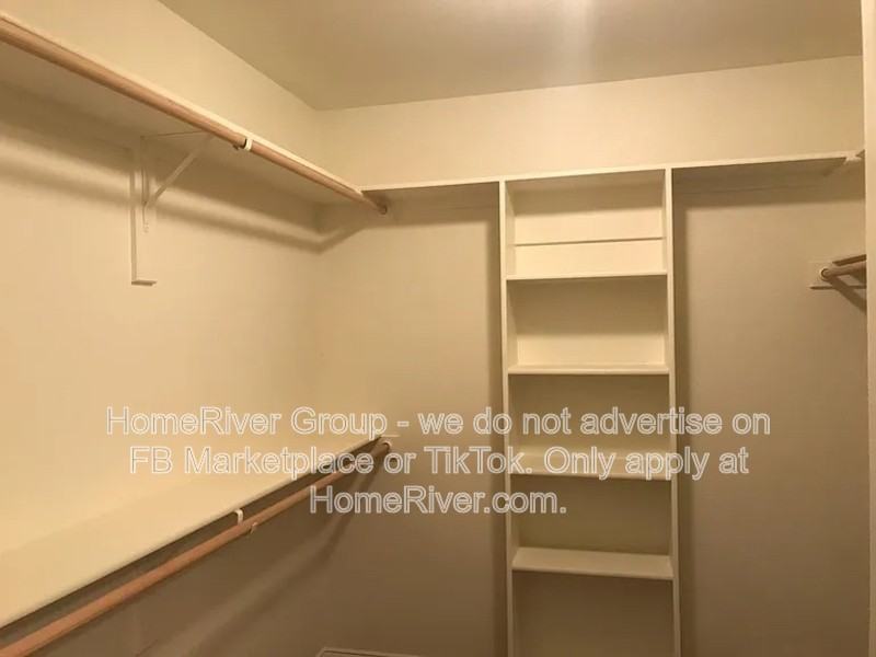 3017 N Hickory St - Photo 5 of 28
