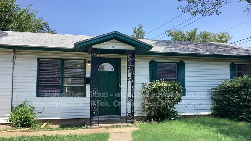 102 Travis Dr