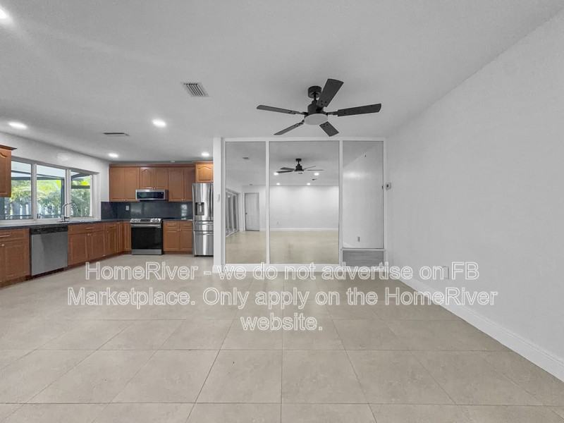 8210 Nw 20th Ct - Photo 6 of 18