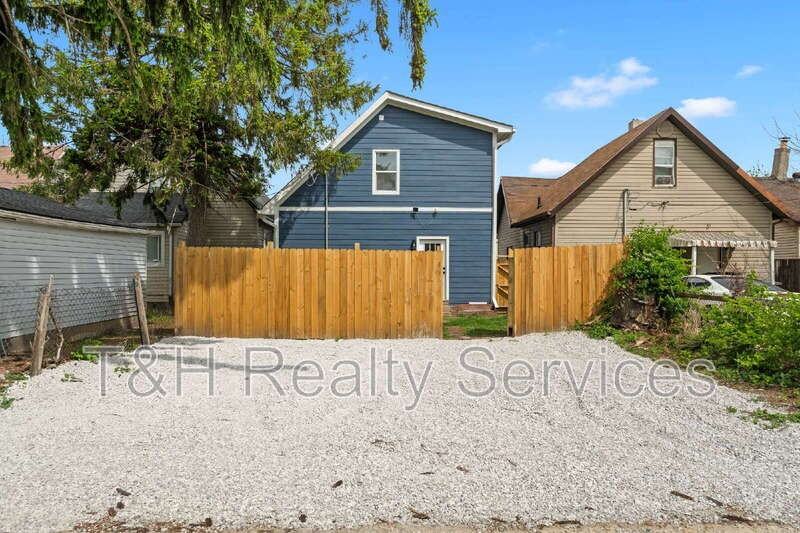 47 Schiller St - Photo 5 of 29