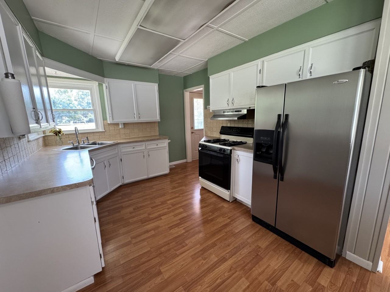 1924 East Pickett Street - Photo 6 of 22