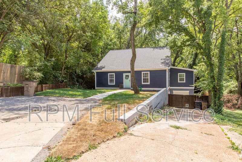 1021 College Ave #A - Photo 2 of 50