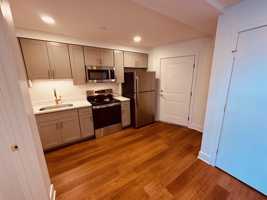 featured image of 204 N George St #105