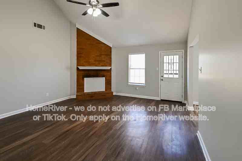 5467 Banbury Ave - Photo 2 of 21