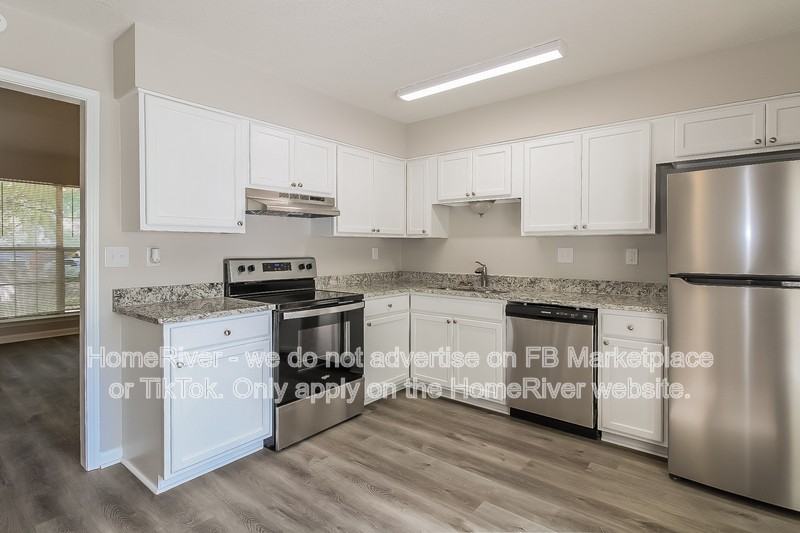 6215 Lynnfield Rd - Photo 7 of 17