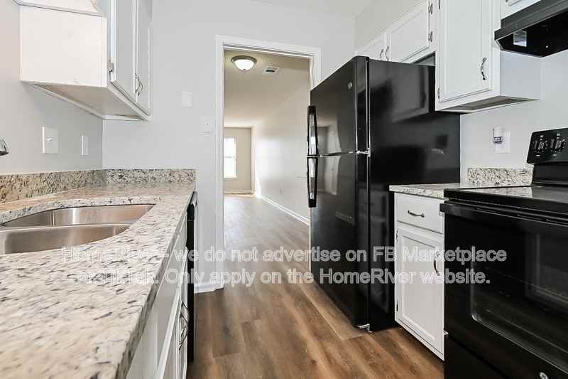 3120 Edenshire Ln - Photo 4 of 17