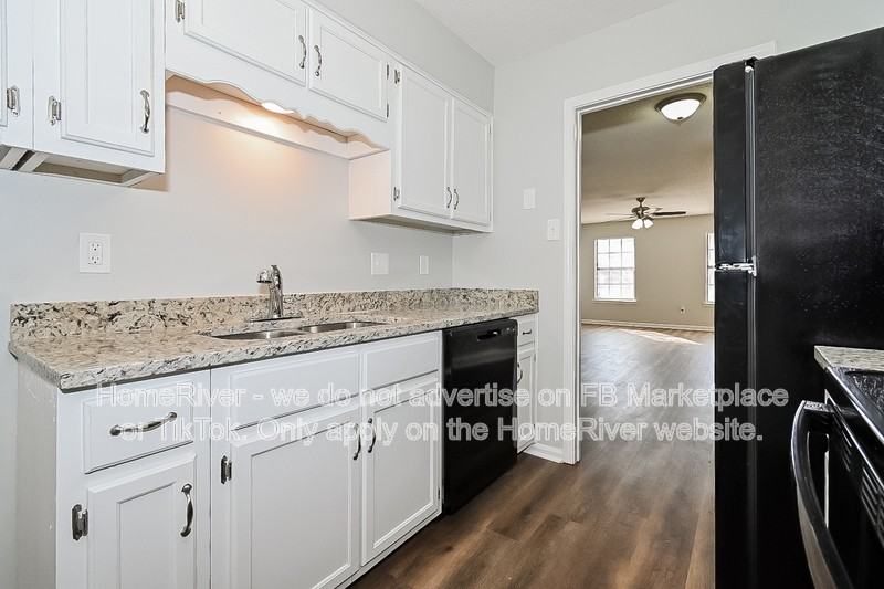 3120 Edenshire Ln - Photo 6 of 17
