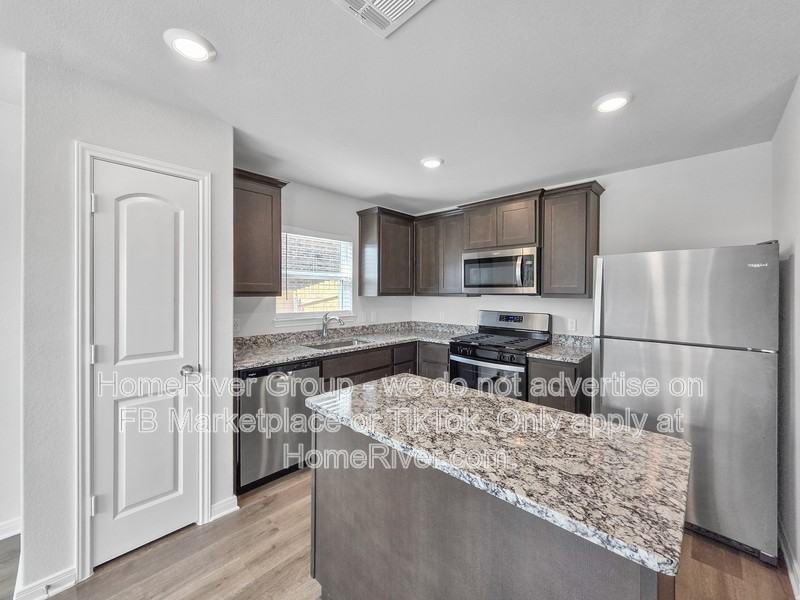 246 Shaw Creek Blvd - Photo 6 of 26