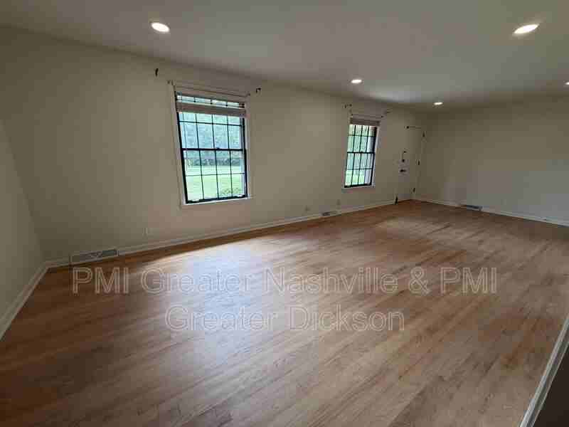 49 Chandler Rd #B - Photo 5 of 18