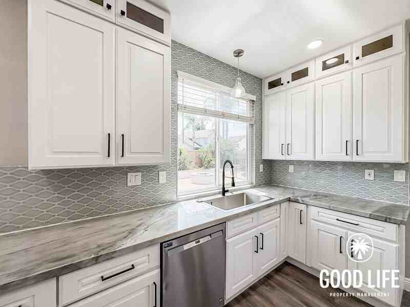 1659 Prestwick Ct - Photo 4 of 37
