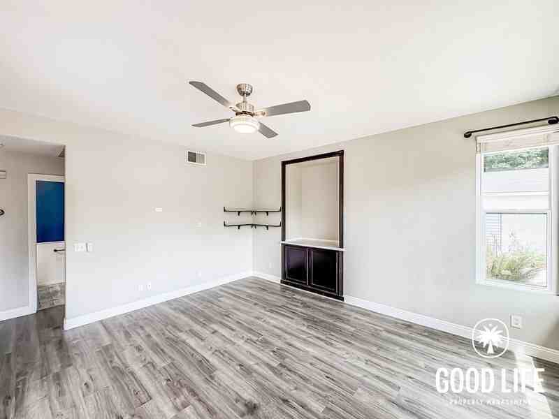 1659 Prestwick Ct - Photo 6 of 37
