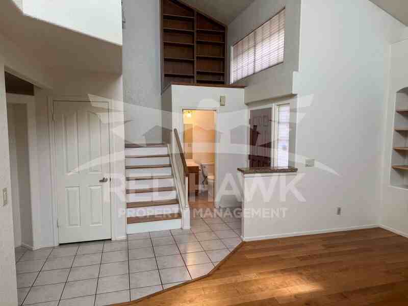 25 W La Vieve Ln - Photo 3 of 29
