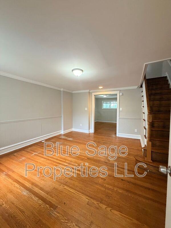 7030 Greenwood Ave - Photo 3 of 31