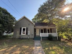 202 Magnolia St - Photo 1 of 1