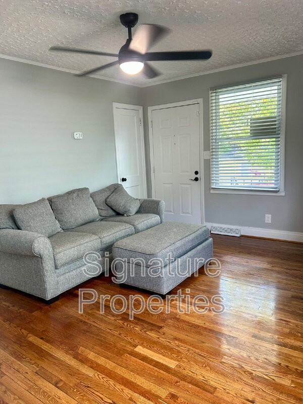 703 4th St - Photo 3 of 13