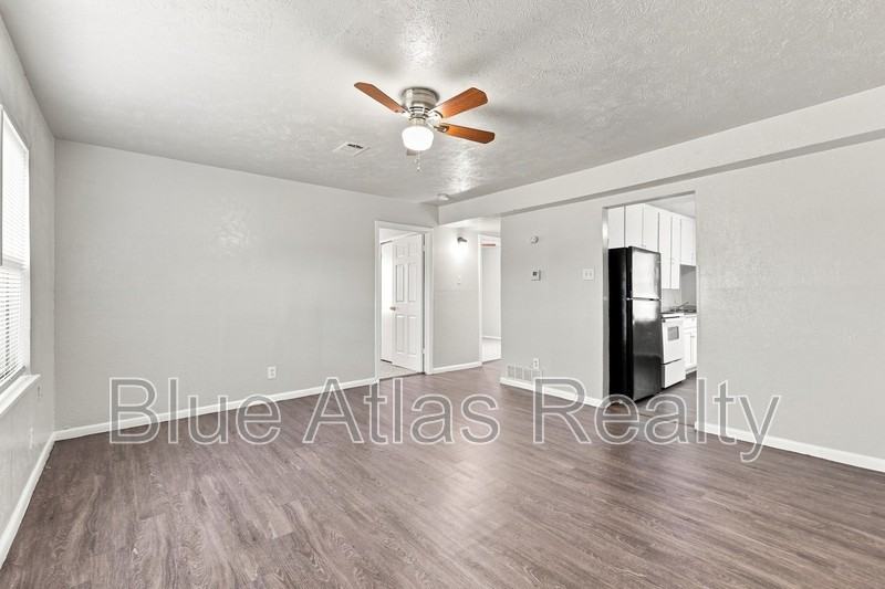 2215 Riverview Dr #A - Photo 3 of 22