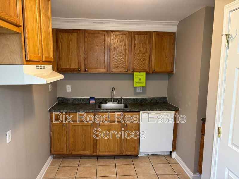 810 Hicks Blvd - Photo 6 of 13