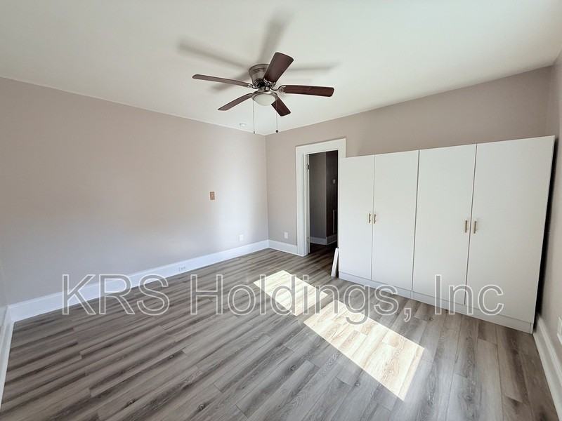 512 N Maple St - Photo 6 of 11