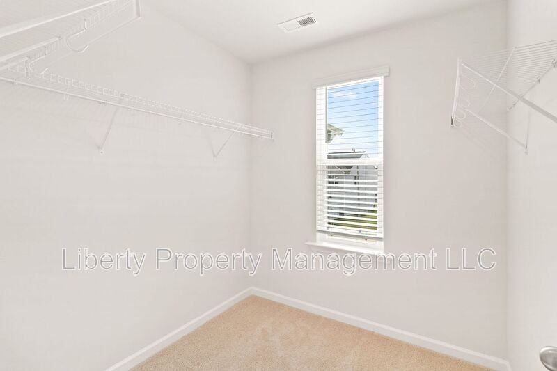 176 Starlight St - Photo 7 of 16