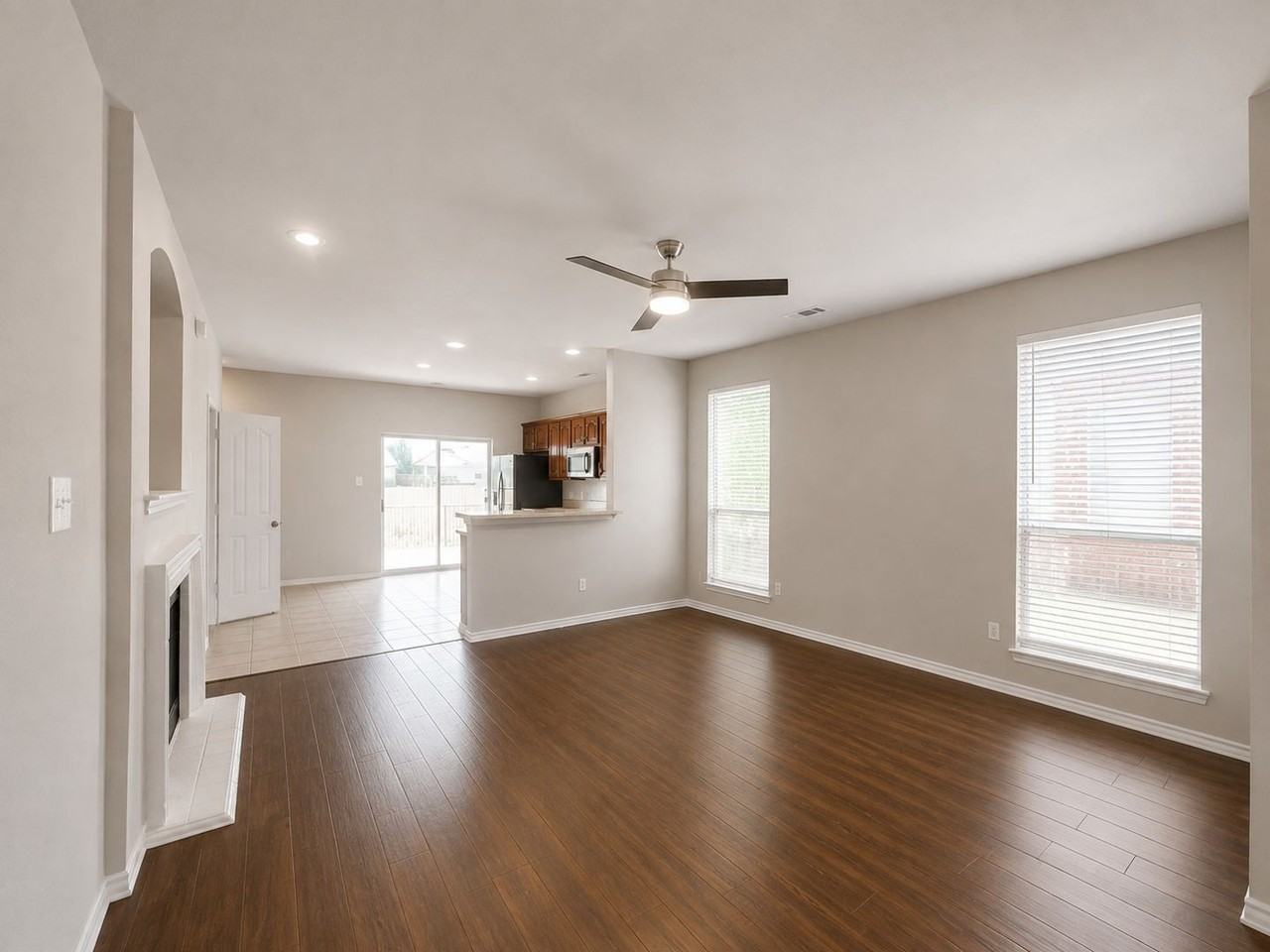 10973 Hawks Landing Rd - Photo 4 of 22