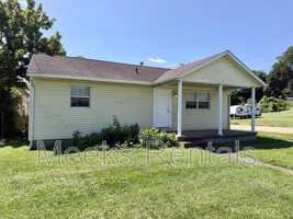 featured image of 1302 E Pea Ridge Rd