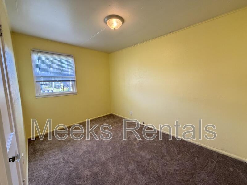 1302 E Pea Ridge Rd - Photo 6 of 10