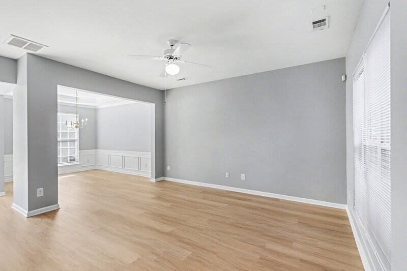 1231 Joannas Ct - Photo 5 of 25