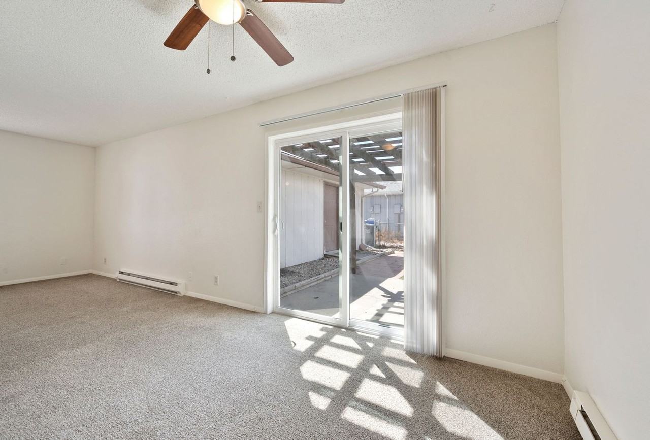 927 Cortez Ct - Photo 7 of 19