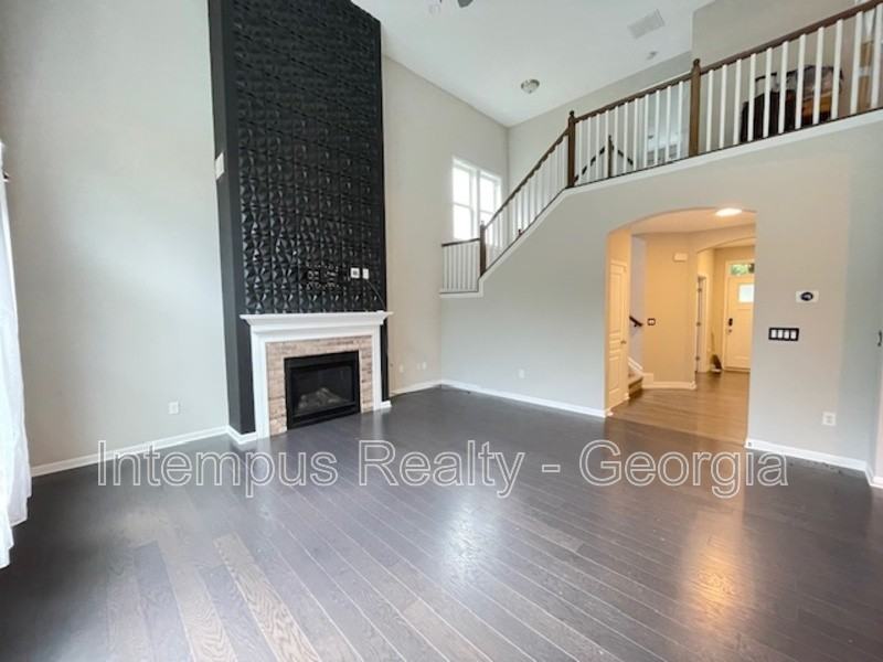 3816 Thackary Dr - Photo 7 of 36
