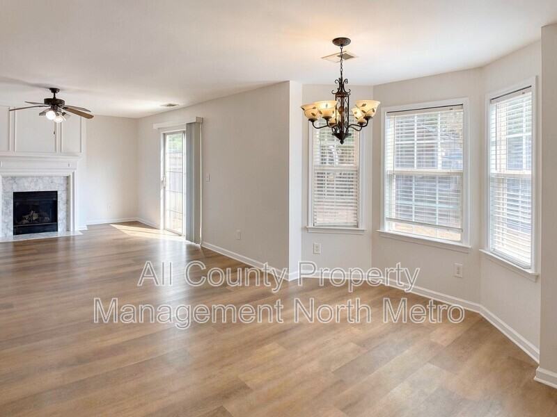 2195 Highland Gate Dr - Photo 5 of 15