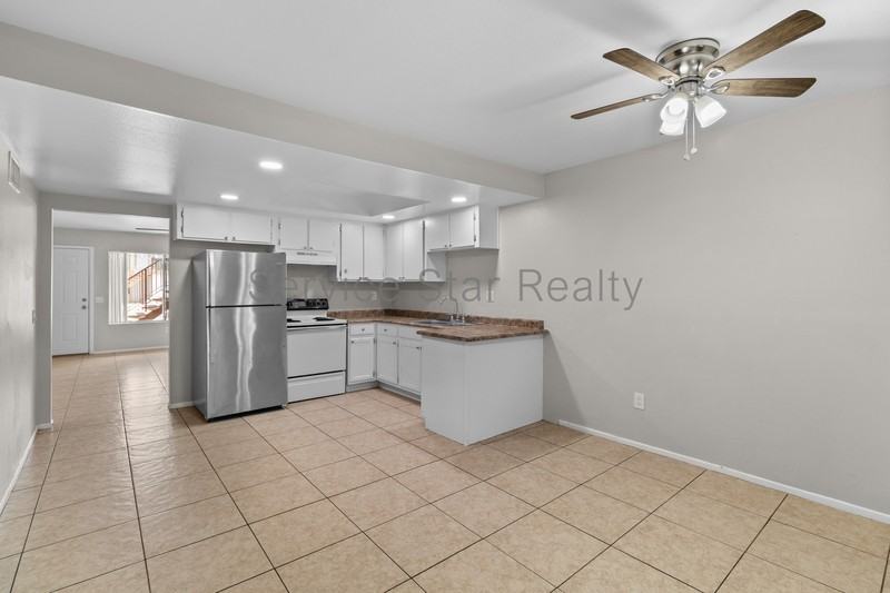 5321 W Campbell Ave #2 - Photo 6 of 20