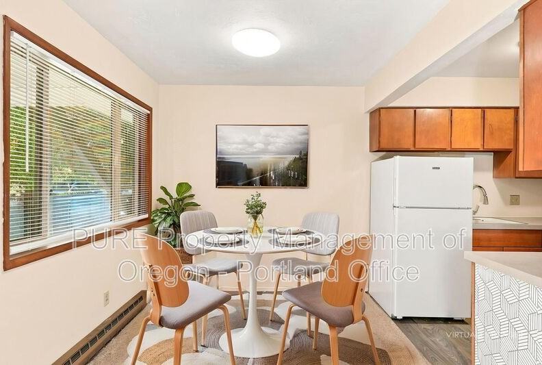 1113 Se 27th Ave - Photo 2 of 21
