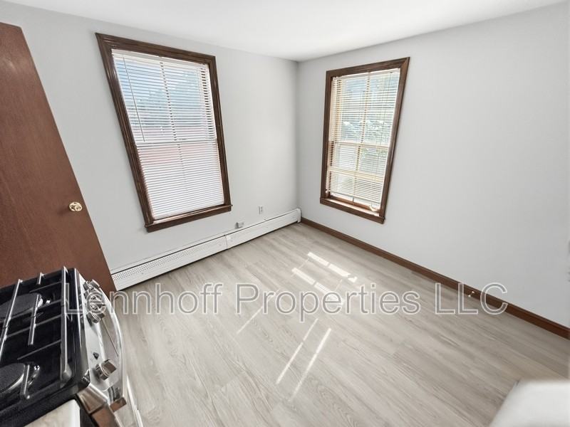 692 Middlesex St - Photo 2 of 8