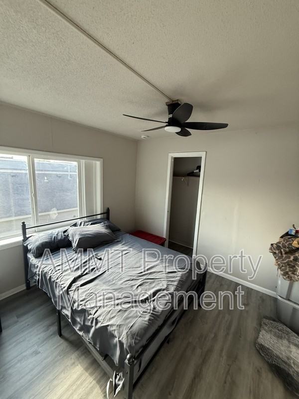 145 E Main St - Photo 4 of 5