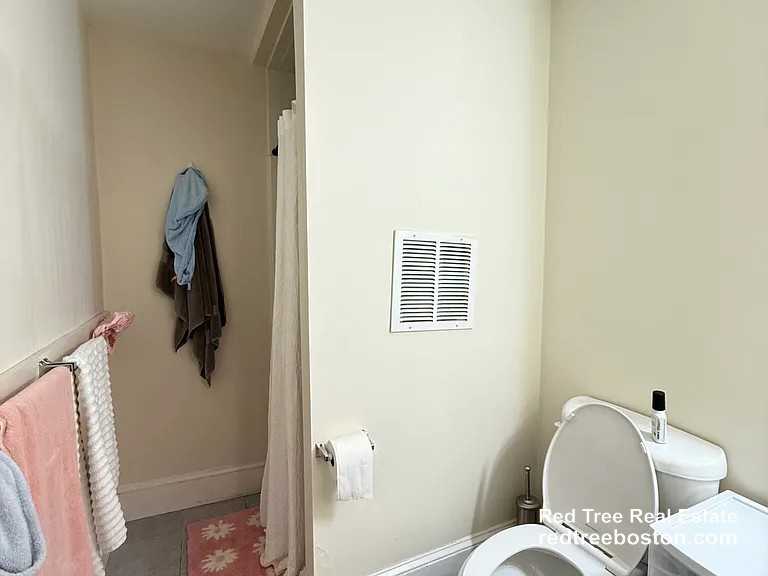 45 Radnor Rd #1 - Photo 5 of 12