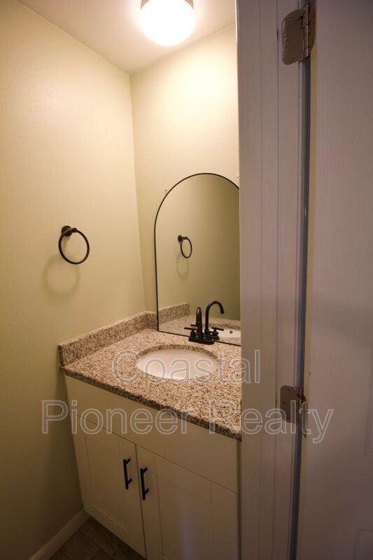 5822 16th Ln S #4 - Photo 4 of 18