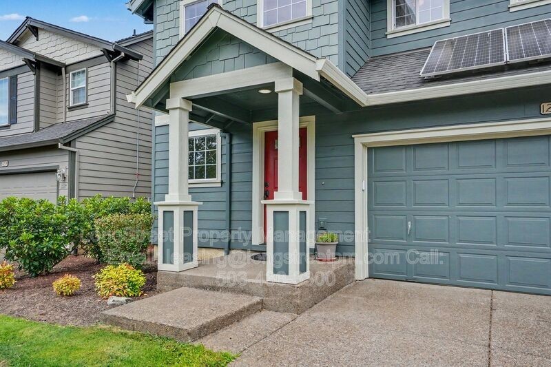 1227 Se Rivergreen Ave - Photo 3 of 44