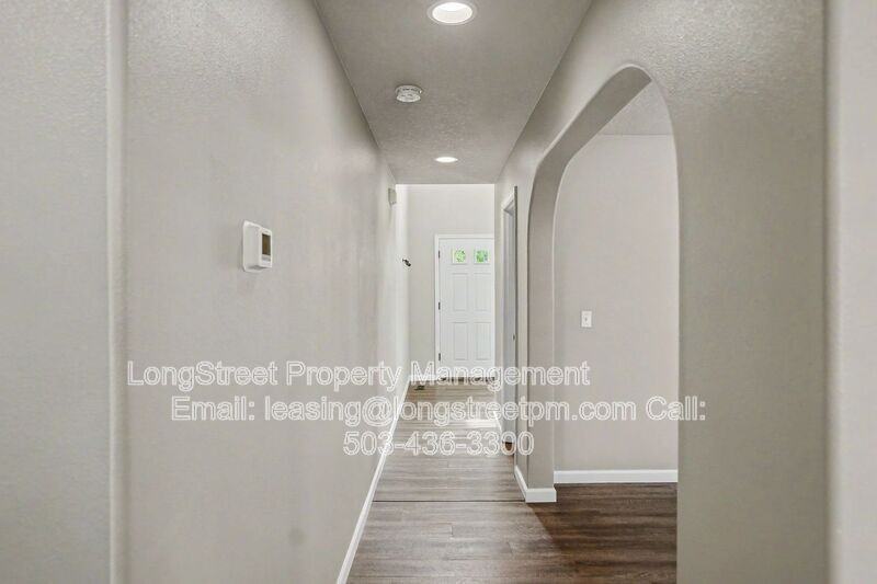 1227 Se Rivergreen Ave - Photo 6 of 44