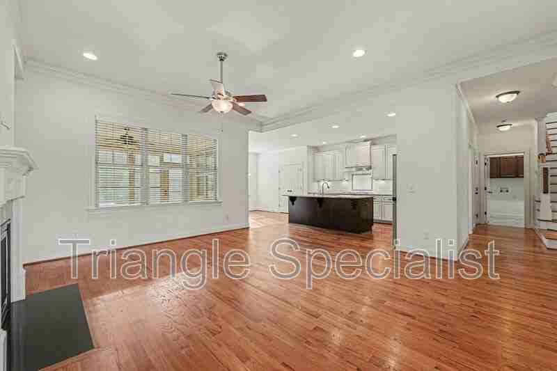 7436 Pomona Ave - Photo 7 of 33