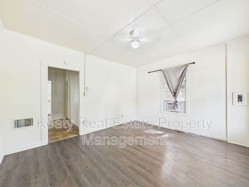 119 Delories St - Photo 4 of 18