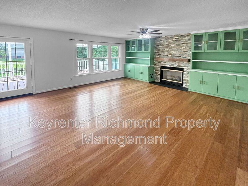 4437 Joseph Dr - Photo 4 of 20