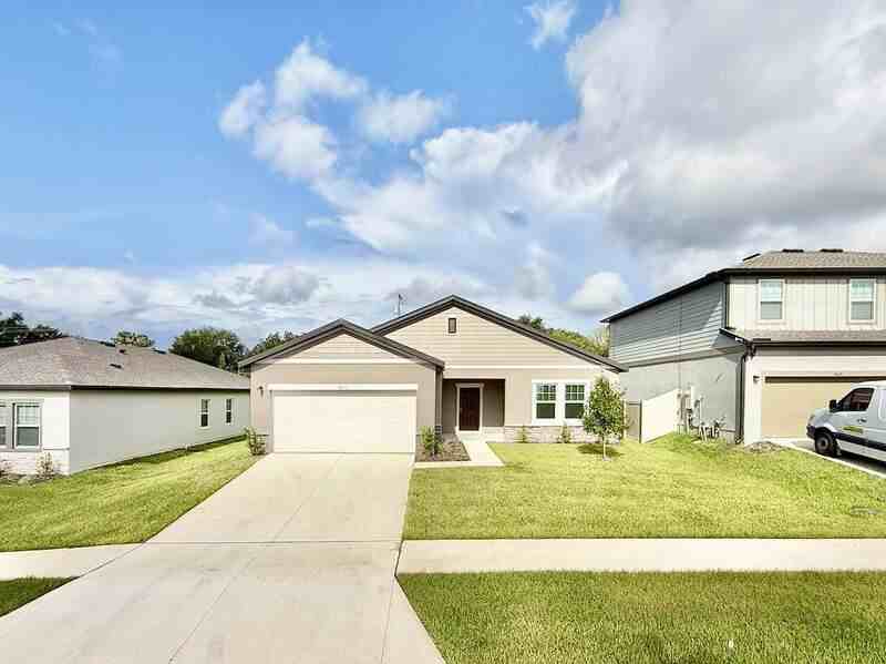 14613 Italy Ave - Photo 4 of 50