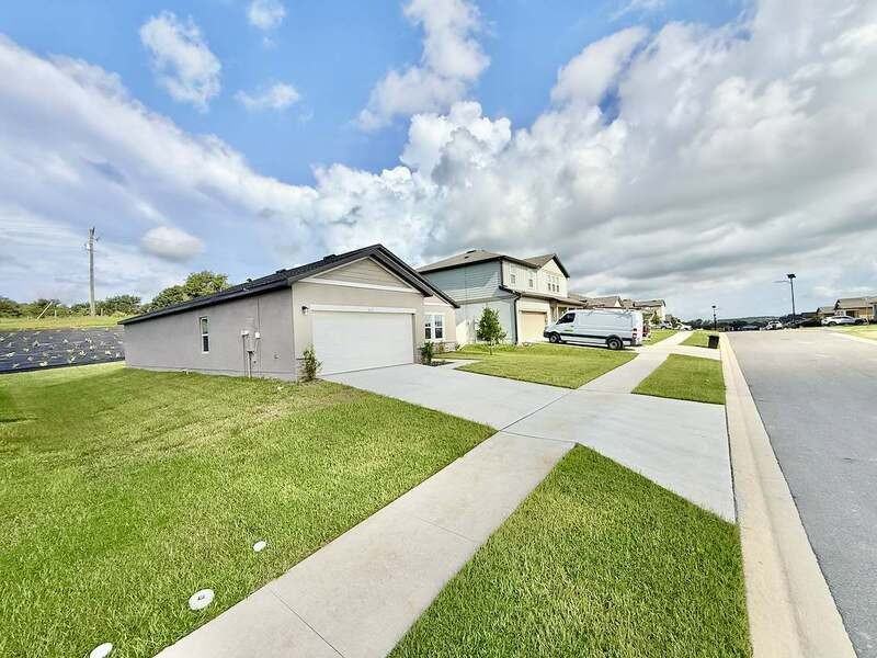 14613 Italy Ave - Photo 7 of 50