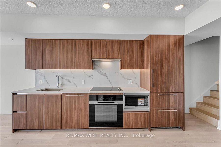 1 Concord Cityplace Way #5709 - Photo 5 of 44
