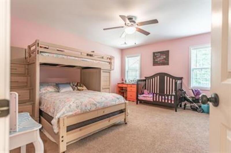 55 Bridle Path Cir - Photo 3 of 50