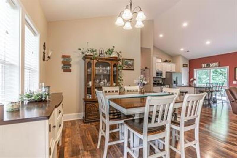55 Bridle Path Cir - Photo 7 of 50